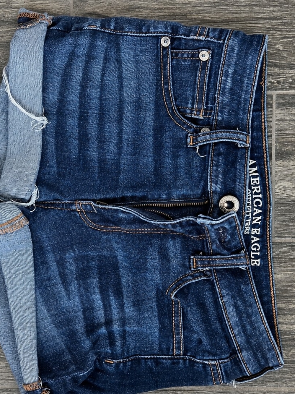American Eagle Outfitters Women’s Dark Indigo Cropped Jeans
